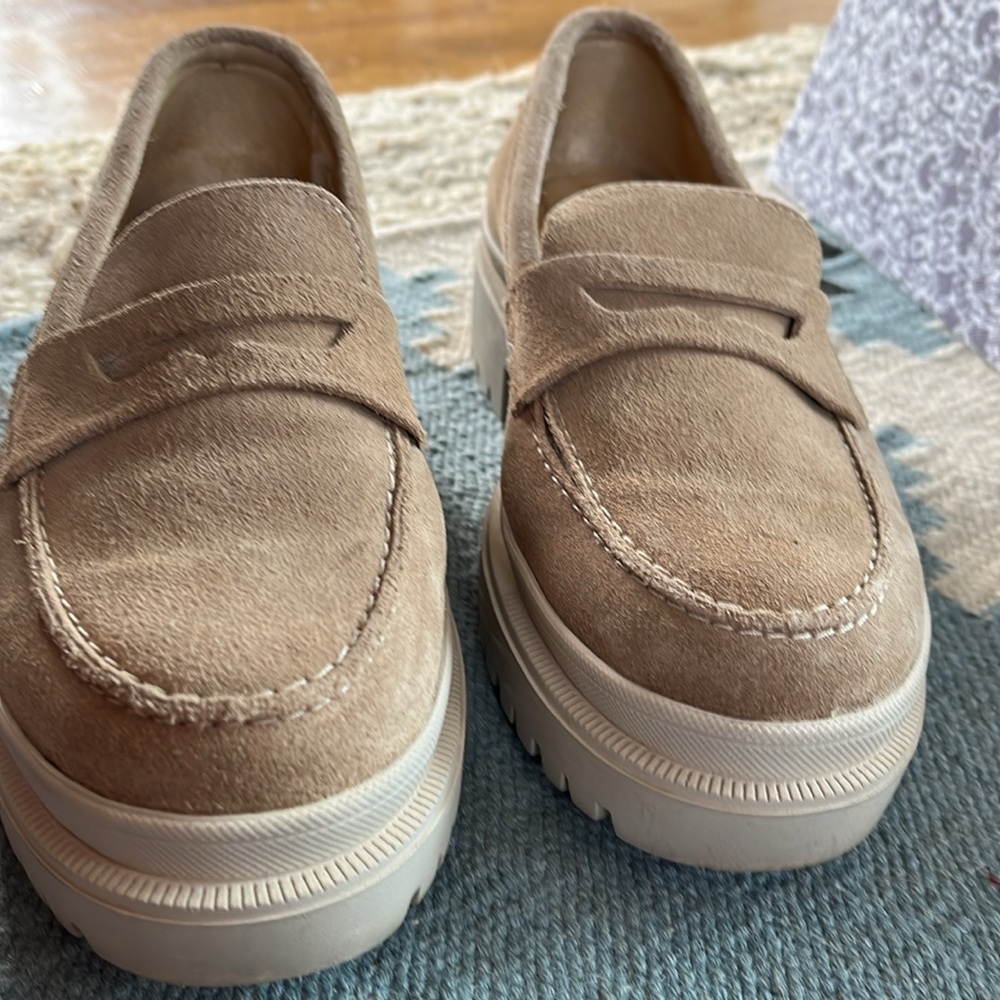 Chunky loafers tan suede leather